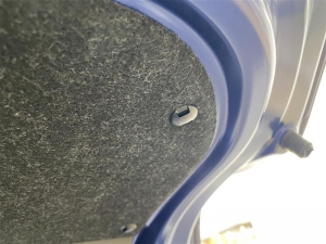 ■ドア■　リアハッチのデッドニング・防音対策その1（アクア）　[写真2]